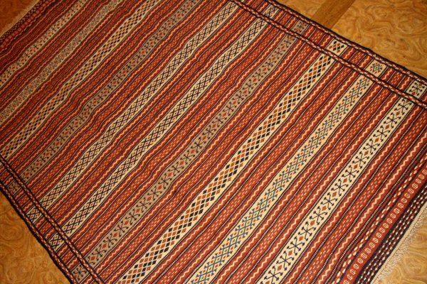 イラン直輸入カラートキリムのソファー前4438、サイズ:200x140 cm(フサ含まず)