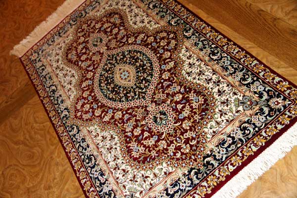 クム産地シルク100%玄関マットメダリオンデザイン、ペルシャ絨毯49038、サイズ:95x60 CM