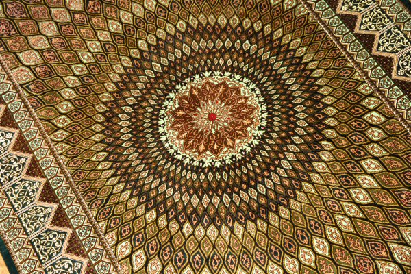 高級手織りペルシャ絨毯、センターラグシルクゴンバディー48080、サイズ:156x100cm(フサ含まず)