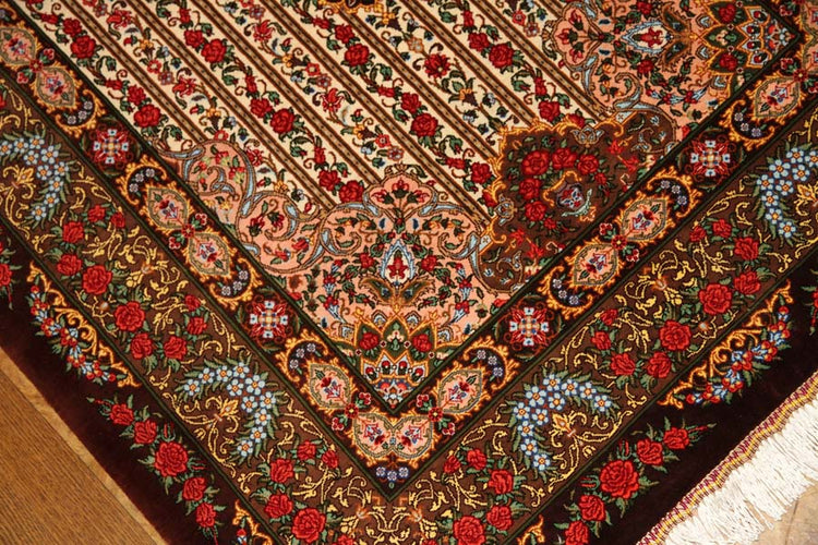 ラジャビヤン工房最高級バラデザインシルクペルシャ絨毯、56065、サイズ:128x78
