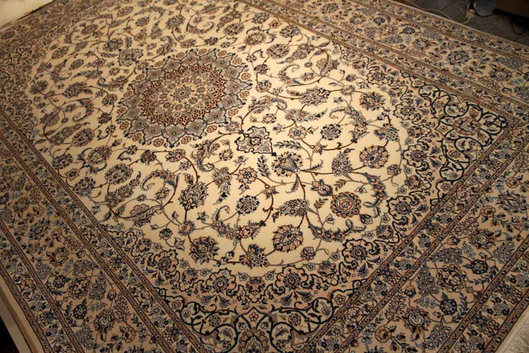 高品質のナインハビビヤン工房40006,高級ペルシャじゅうたん、サイズ:300x200 CM