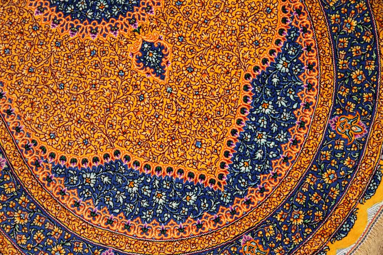ペルシャ絨毯シルクの楕円形、とても可愛い黄色145834、サイズ:120x76 CM
