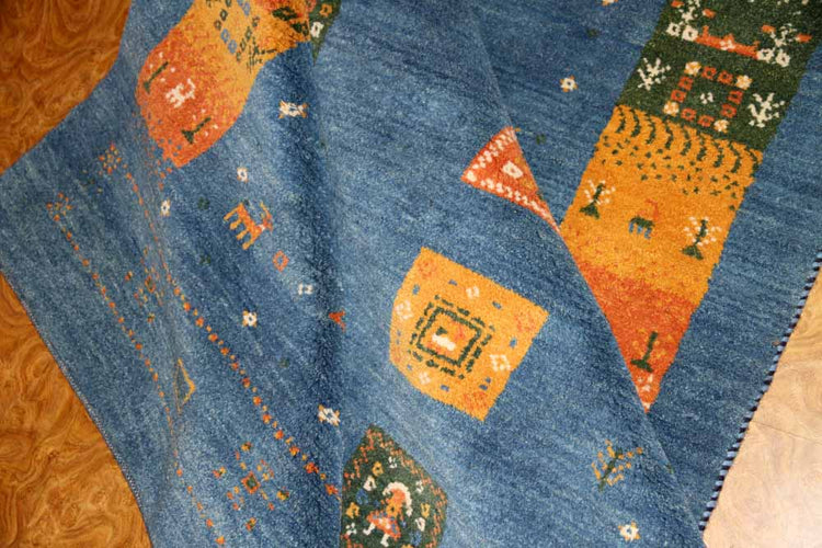 手織りペルシャギャッベのスカイーブルーラグ1700001、オリジナルギャッベ、サイズ:192x148 CM (フサ含まず)
