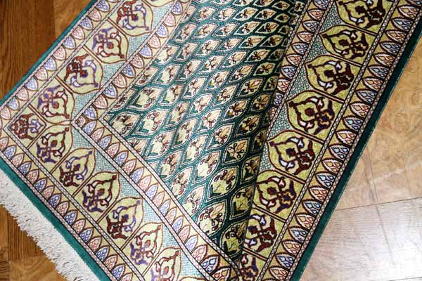 インテリアマットシルク、輸入玄関マットのシルククムペルシャ絨毯49053、サイズ:122x78cm