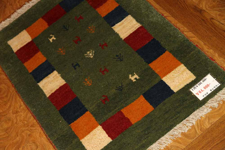 細かい織り方のギャッベコルデスタン産ウール26285、サイズ:98x65cm(フサ含まず)