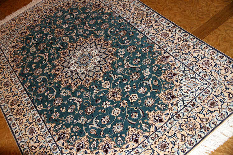 高品質の手織りナイン絨毯有名工房77792、和風なセンターラグ、サイズ:200x139 CM