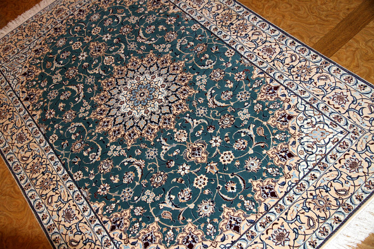 高品質の手織りナイン絨毯有名工房77792、和風なセンターラグ、サイズ:200x139 CM