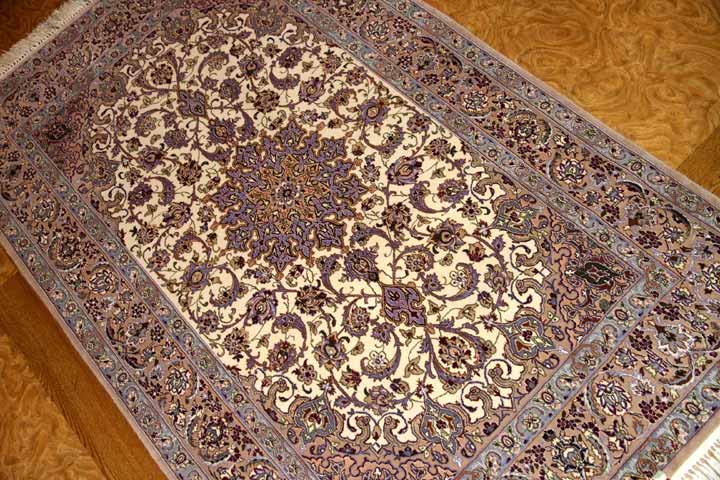 Isfahan persian carpetイスファハンラグ50138、サイズ:174x108cm(フサ含まず)