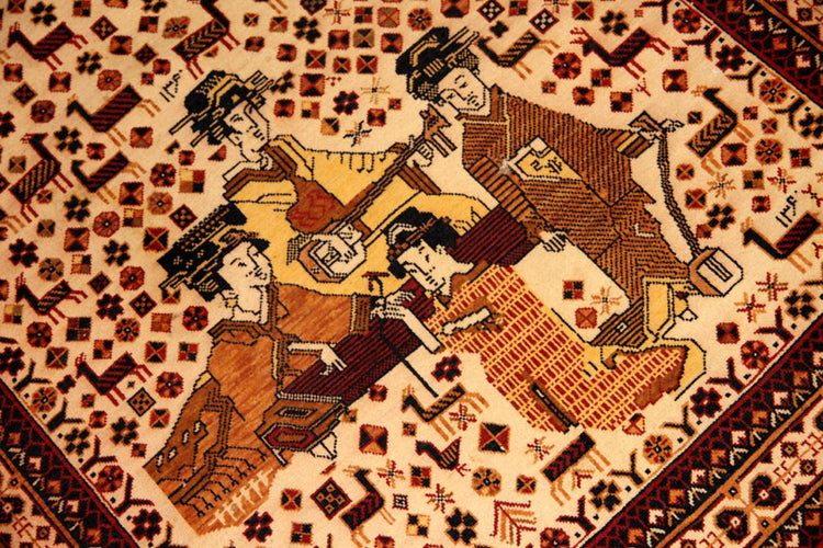 絶対,絶対見た事がないペルシャ絨毯1127、サイズ:145x98cm(フサ含まず)