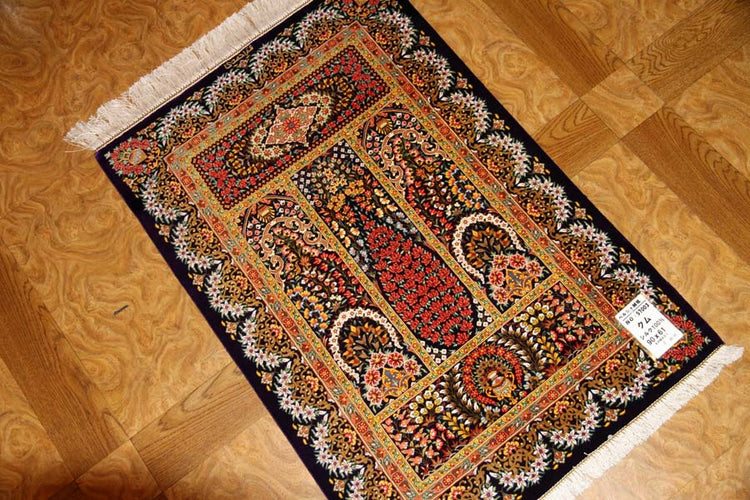 高級手織りペルシャ絨毯ヘシティーデザインシルクの玄関マット57003、サイズ: 90x61cm