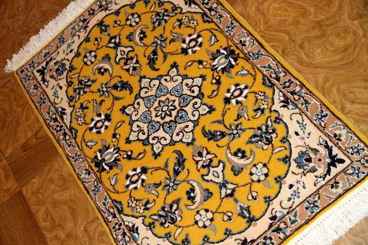 イラン輸入マンション玄関マットペルシャ絨毯ナイン産4153、サイズ:77x52 CM、