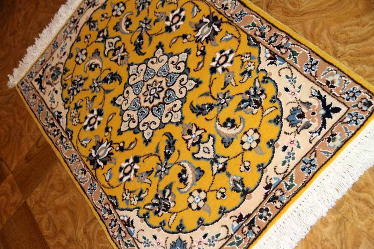 イラン輸入マンション玄関マットペルシャ絨毯ナイン産4153、サイズ:77x52 CM、