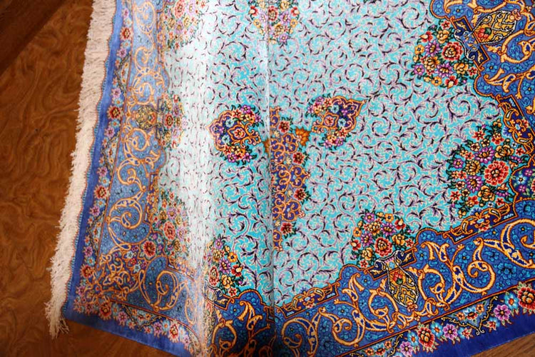 最高級手織りシルクペルシャ絨毯玄関マットクム248236、サイズ:118x80 CM