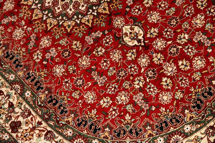 楕円形手織りペルシャ絨毯、クムシルクメダリオン60034、サイズ:118x77 CM
