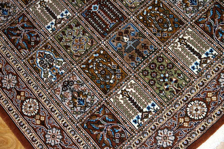 イラン製ペルシャ絨毯手織りセンターラグクムウールA167000、サイズ:150x104CM (フサを含まず)
