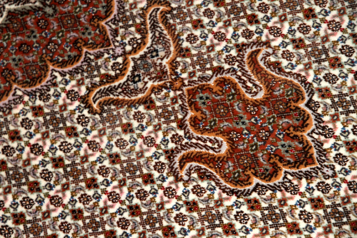 じゅうたんイラン直輸入の手織りペルシャラグ50154、サイズ:205x151cm(フサ含まず)