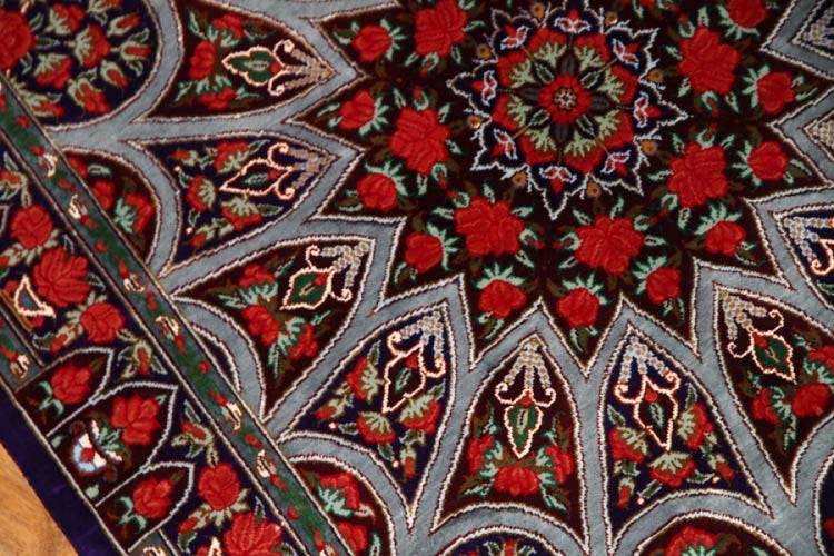 珍しいデザインの玄関マットシルクペルシャ絨毯56042、工房:RAHIMI、サイズ: 91x60 CM