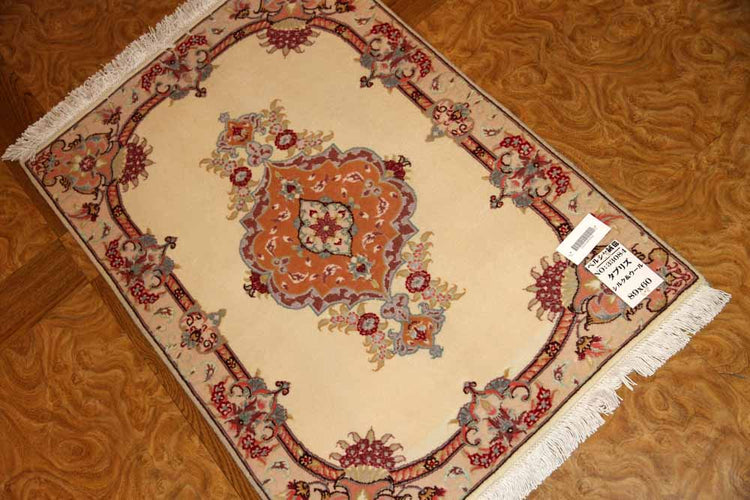 ペルシャ絨毯の玄関マットタブリーズ33084、サイズ:89x60cm(フサ含まず)