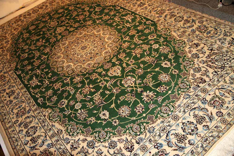 ペルシャじゅうたんナインリビング19992,グリーン絨毯ペルシャ、サイズ：300x202 CM