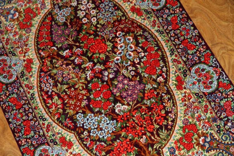 花模様シルク手織りペルシャ絨毯、玄関マットサイズ56049、サイズ： 89x60 CM
