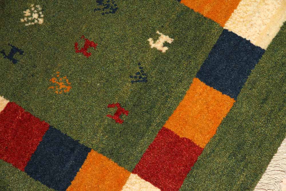 細かい織り方のギャッベコルデスタン産ウール26285、サイズ：98ｘ65ｃｍ（フサ含まず）