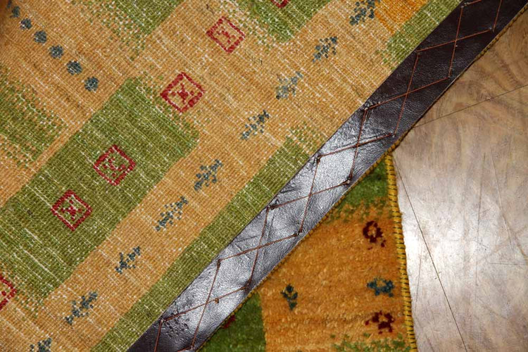 おしゃれでカラフルな色彩コルデスタン産地ギャッベ高品質58161、サイズ：85x55ｃｍ（フサ含まず）