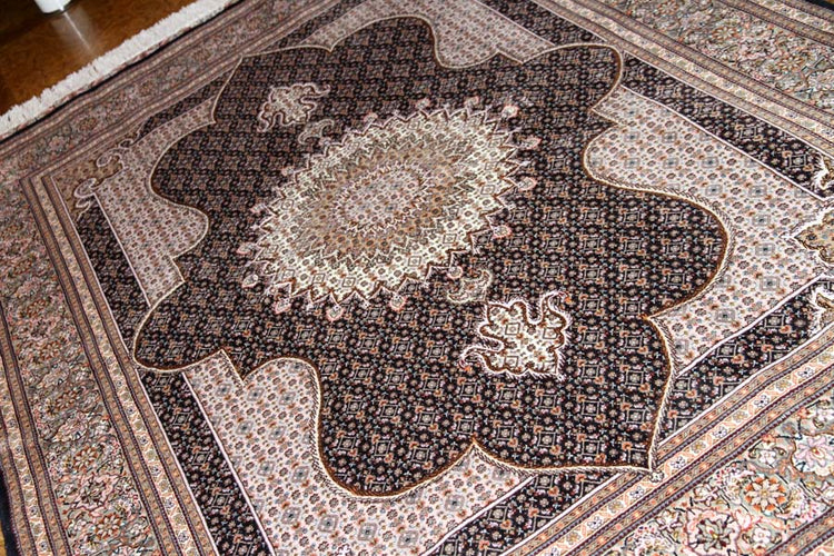とてもかっこいいデザインの手織りペルシャ絨毯57049、black carpet tabriz、サイズ：208x153ｃｍ（フサ含まず）