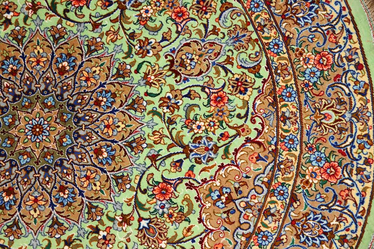 ペルシャ絨毯の丸、シルク手織りクム産地2456261、サイズ： 101ｘ101ｃｍ