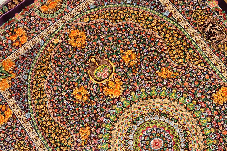 最高級手織りセンターラグ、クムシルクのペルシャ絨毯60022,サイズ：146x100 CM (フサ含まず））