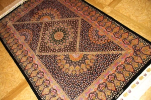 クムシルク有名工房