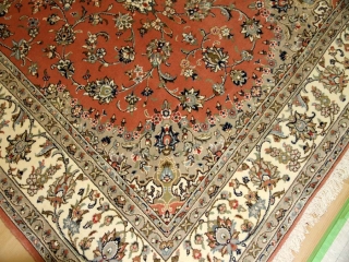 イラン輸入手織りペルシャ絨毯カシャン産地55371