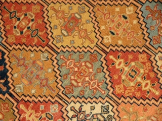 民族キリムの高級絨毯キリムラグ35875