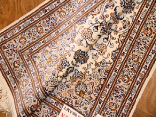 ペルシャ絨毯カシャーンシルク47032