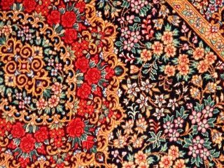 バラいっぱい高級クムシルクペルシャ絨毯56037