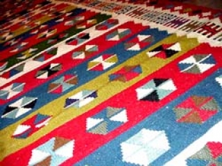 カラフルキリム、シラズの高級キリム絨毯342000