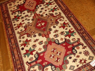 ペルシャキリム高品質ソファー前サイズ26667