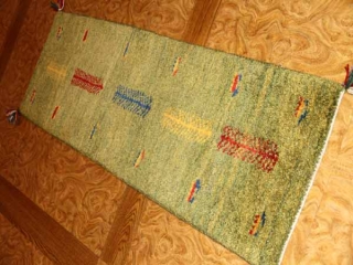 グリーン色あがりかまちギャッベシラズ56000