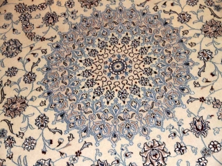 ナインリビングジュウタンベージュ色35255