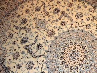 ナインリビングジュウタンベージュ色35255