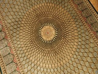 手織りペルシャ絨毯クムシルク、人気ゴンバディデザイン48081