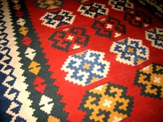 キリムのセンターラグ、激安キリム8069