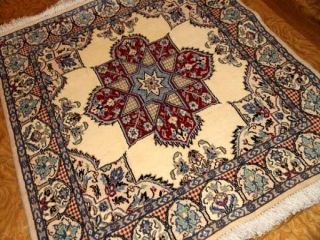 正方形ナイン手織りペルシャ絨毯49999-13003