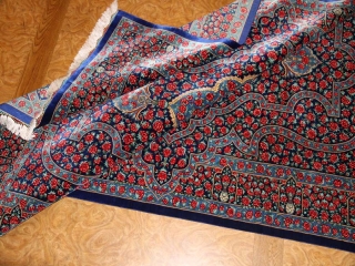 ラジャビヤン有名工房高級クムシルクペルシャ57024