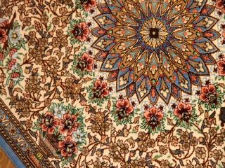 ペルシャ玄関絨毯クムシルクベージュ50029