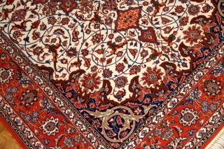 伝統的な手織りイスファハンペルシャ絨毯46312