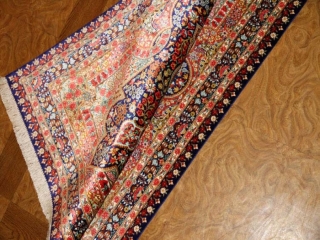 バラ模様のシルク玄関マット手織りペルシャ絨毯クム56083