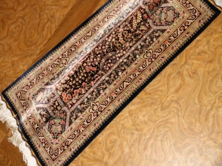 クムシルクの玄関じゅうたん高品質ブラウン色56031