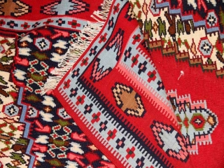 赤いキリムのアクセントラグセネ産地148000
