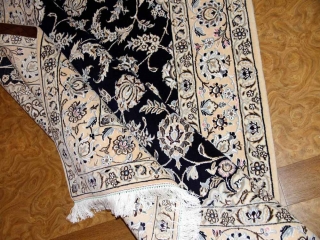 シックな色彩と豪華なデザイン手織りペルシャラグナイン59028