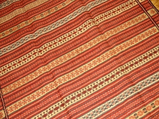 イランのペルシャキリムカラート産地ラグ4448